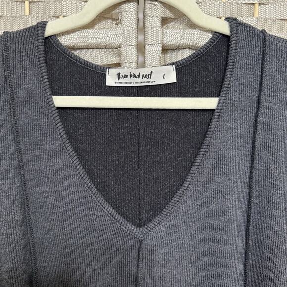 Three Bird Nest GOLDEN HOUR LONG BELL SLEEVE TOP Size L Charcoal Gray Knit Boho - Picture 5 of 8